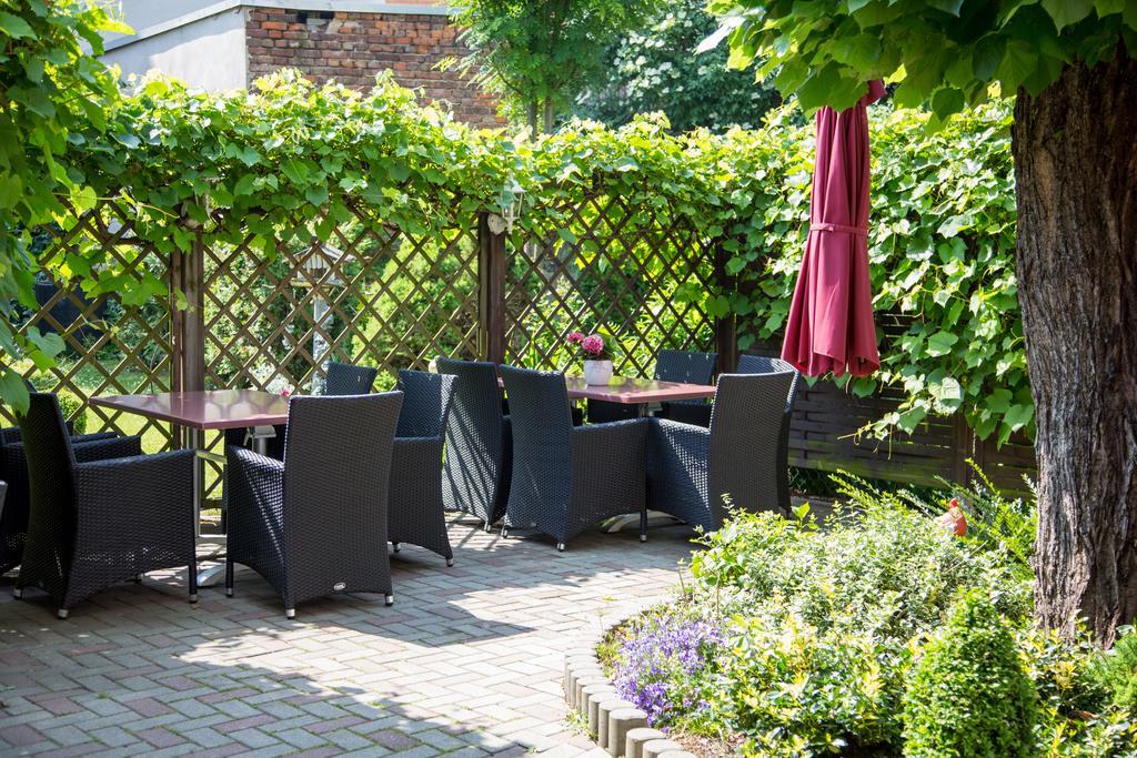 Ferienwohnungen Am Wintergarten Гера Экстерьер фото